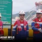 Direktur Manajemen Risiko PT Pertamina (Persero) Ahmad Siddik Badruddin bersama jajaran manajemen saat meninjau fasilitas operasional di Integrated Terminal (IT) Bitung, Sulawesi Utara, Kamis (12/2).