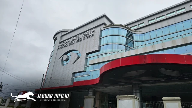 Gedung Rumah Sakit Khusus Mata Provinsi Sulawesi Utara yang menjadi pusat layanan rujukan di Indonesia Timur.