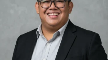 Tokoh Pemuda Minahasa, Jufri Mantak, S.Pd. Iya mengatakan pelaksanaan demokrasi di tingkat desa harus berjalan murni tanpa intervensi materi, menuntut ketegasan dari penyelenggara terhadap segala bentuk kecurangan yang mungkin terjadi di lapangan. Foto : Istimewa