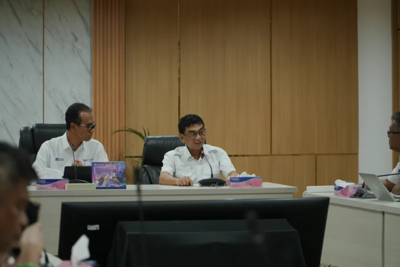 Bupati Kepulauan Talaud Welly Titah saat memimpin High Level Meeting (HLM) TP2DD bersama Kepala Perwakilan Bank Indonesia Sulawesi Utara Joko Supratikto di Talaud. Foto BI Sulut