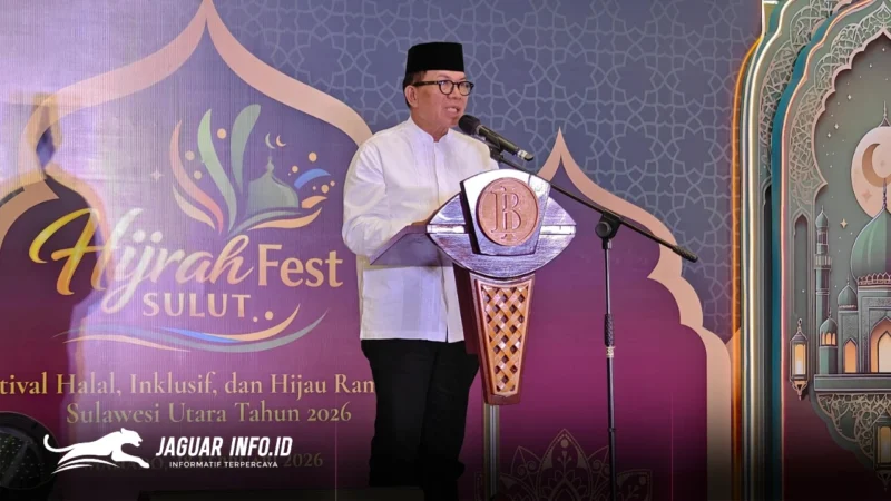 Kepala Dinas Perkebunan Sulawesi Utara, Darwin Muskin, saat membacakan sambutan Gubernur Yulius Selvanus pada puncak acara Hijrah Sulut Fest 2026 di Atrium Megamall Manado, Sabtu (28/2/2026).Foto : Jurnalis BI