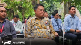 Kepala OJK SulutGo, Robert Sianipar, saat memaparkan capaian kinerja dan program strategis dalam kegiatan Media Update di Manado, Rabu (4/3/2026). Beliau menekankan pentingnya sinergi untuk memperkuat literasi dan inklusi keuangan masyarakat di wilayah Sulawesi Utara dan Gorontalo. Foto : Istimewa