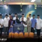 Jajaran manajemen BNI Wilayah 11 Suluttenggomalut berfoto bersama anak-anak dari Panti Asuhan Al-Ikhwan usai kegiatan Safari Ramadan di Kantor BNI Wilayah 11, Manado, Senin (9/3/2026). Foto : BNI Manado