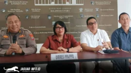 Direktur Reserse PPA dan PPO Polda Sulut, Kombes Pol Nonie Sengkey, memberikan keterangan pers terkait perkembangan kasus dugaan kekerasan seksual mahasiswi Unima berinisial AEM di Mapolda Sulawesi Utara, Manado, Selasa (10/3/2026). Foto : Humas Polda Sulut