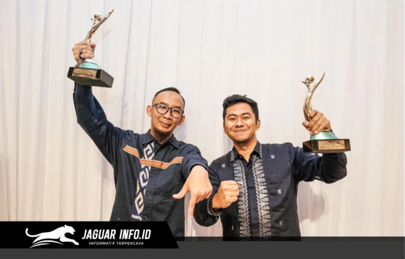 Perwakilan Pertamina Patra Niaga Regional Sulawesi saat menerima penghargaan PROPER Hijau 2026 di Jakarta.