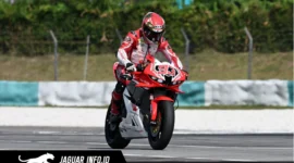 Pebalap Astra Honda Racing Team (AHRT), M. Adenanta Putra, bersiap melakukan debut di kelas tertinggi Asia Superbike (ASB) 1000 menggunakan Honda CBR1000RR-R pada seri perdana Asia Road Racing Championship (ARRC) 2026 di Sepang International Circuit, Malaysia (10-12/4). (Foto: Dok. AHM)
