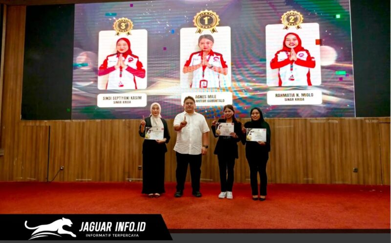 Para peserta Kontes Layanan Honda Regional 2026 saat mengikuti uji kompetensi pelayanan di kantor pusat DAW Manado.