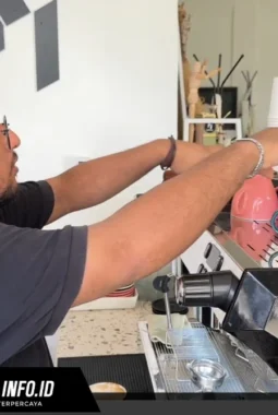 Kenaikan Harga Plastik Paksa Pelaku Usaha di Manado Beralih ke Gelas Kaca