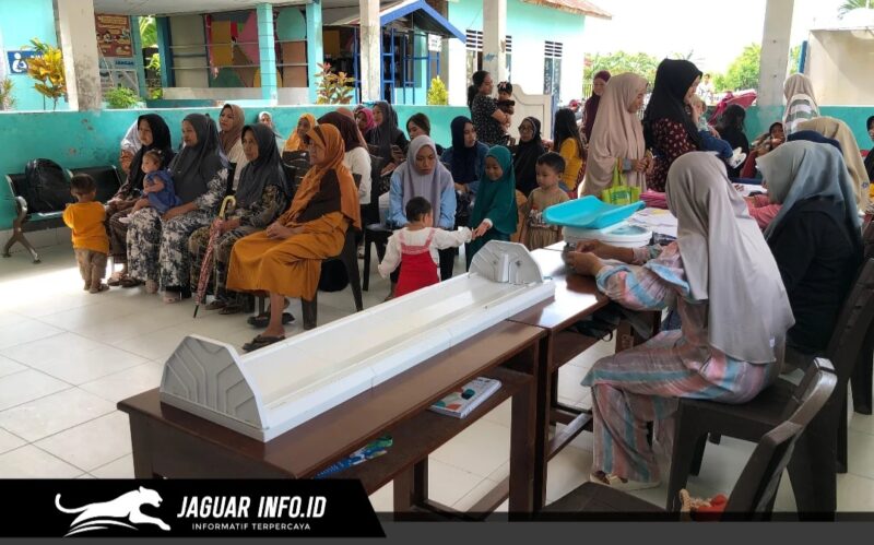 Pertamina Patra Niaga Regional Sulawesi melakukan aksi nyata pencegahan stunting di Kendari melalui edukasi gizi dan pemberian makanan tambahan di Kelurahan Mata.