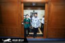 Ketua Dewan Komisioner OJK Friderica Widyasari Dewi berbincang mengenai kebijakan akses kredit rumah di Jakarta.