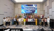 Rombongan TP2DD se-Sulawesi Utara saat mempelajari inovasi layanan publik digital di Jawa Timur untuk memperkuat tata kelola keuangan daerah.