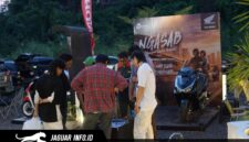 Generasi muda Manado berkumpul menikmati hiburan dalam acara Honda Active Circle di Allure Coffee.