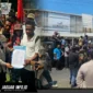 Suasana mahasiswa asal Papua saat menyampaikan aspirasi melalui aksi damai di depan gerbang Mapolda Sulut, Senin (27/04/2026).
