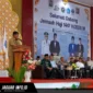 Gubernur Sulawesi Utara Yulius Selvanus saat memberikan sambutan dalam acara pelepasan jemaah haji asal Sulut di Manado.