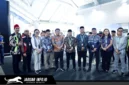 Jajaran manajemen PT Angkasa Pura Indonesia Bandara Sam Ratulangi Manado berfoto bersama Gubernur Sulawesi Utara, Mayjen TNI (Purn.) Yulius Selvanus, S.E. (tengah), usai acara resmi pelepasan jemaah calon haji Sulawesi Utara, Sabtu (2/5/2026).