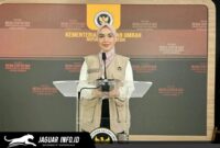Juru Bicara Kemenhaj, Maria Assegaff, saat memberikan keterangan pers terkait perkembangan operasional haji 2026 di Jakarta.