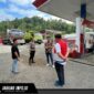 Tim Pertamina Patra Niaga Regional Sulawesi saat melakukan pemantauan langsung di salah satu SPBU Kota Manado guna memastikan kelancaran distribusi Biosolar dan mengecek ketersediaan stok BBM subsidi di lapangan.