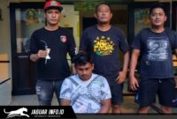 Terduga pelaku penganiayaan menggunakan senjata tajam berinisial BL (25) saat diamankan oleh Tim Opsnal Polsek Malalayang untuk pemeriksaan lebih lanjut, Minggu (17/05/2026). (Foto: Istimewa/Dok. Polsek Malalayang)