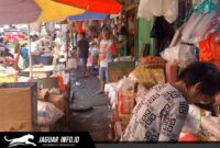 Stok Minyakita di Pasar Pinasungkulan Karombasan Manado dipastikan aman. Agen resmi menjual minyak goreng bersubsidi ini sesuai ketentuan HET pemerintah.