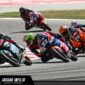 Pebalap muda Astra Honda, Muhammad Kiandra Ramadhipa, saat memacu sepeda motornya bersaing di grup terdepan pada ajang Moto3 Junior World Championship 2026 di Circuit de Barcelona-Catalunya, Spanyol.
