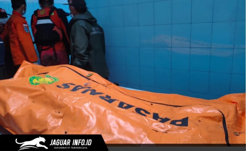 Tim SAR Gabungan Minahasa berhasil menemukan Quin Makal (10) yang hanyut di Sungai Air Terjun Paris dalam kondisi meninggal dunia pada 28-05-2026.