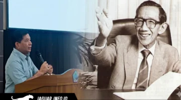 Ketua Majelis Keluarga Besar Permesta, Recky Langie, saat memaparkan materi mengenai pentingnya pemberian gelar pahlawan nasional kepada Prof. Sumitro Djojohadikusumo