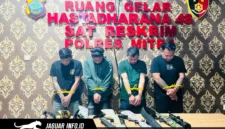 Barang bukti senjata api rakitan hasil sitaan Satreskrim Polres Minahasa Tenggara dari empat pria yang diamankan.