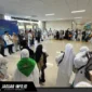 Wakil Gubernur Sulawesi Utara, Victor J. Mailangkay, saat menyambut kedatangan jamaah haji di Bandara Internasional Sam Ratulangi, Manado, 14/06/26.