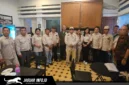 Ketua KTNA Sulut Arly Dondokambey bersama pengurus saat memberikan keterangan pers terkait persiapan keberangkatan kontingen ke ajang PENAS di Gorontalo, Rabu (17/06/26).