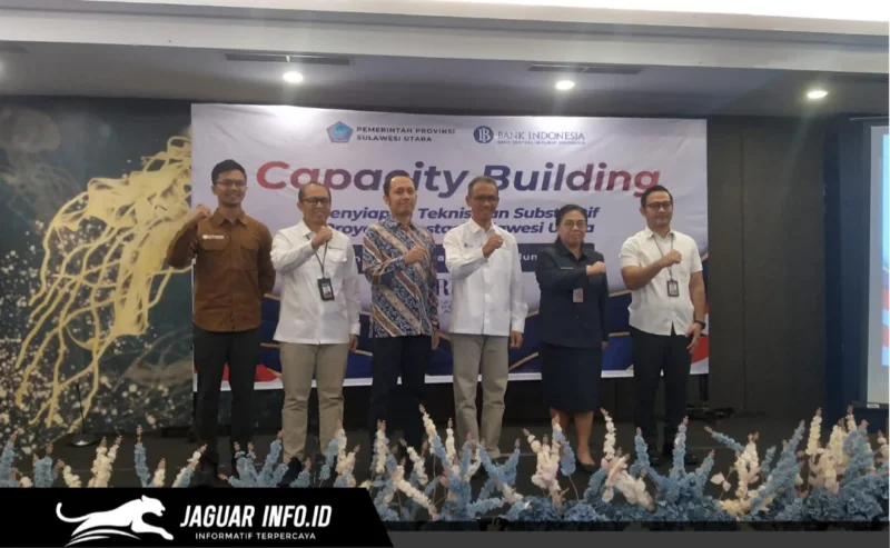 Kepala Perwakilan Bank Indonesia Sulut Joko Supratikto bersama Kepala DPMPTSP Sulut Hermina Syaloom Korompis saat menghadiri kegiatan Capacity Building di Sentra Hotel Minahasa Utara, 17/06/26.