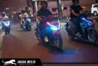 Komunitas pengguna Honda Vario saat mengikuti kegiatan city rolling dalam rangkaian Vario Street Nation 2026 di Manado, 20/06/26.