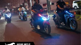 Komunitas pengguna Honda Vario saat mengikuti kegiatan city rolling dalam rangkaian Vario Street Nation 2026 di Manado, 20/06/26.