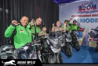 Seremoni penyerahan hadiah Program Berkah Ojek Online MyPertamina (BOOM) periode pertama kepada mitra pengemudi di SPBU COCO MT Haryono, Jakarta, 25/06/26.