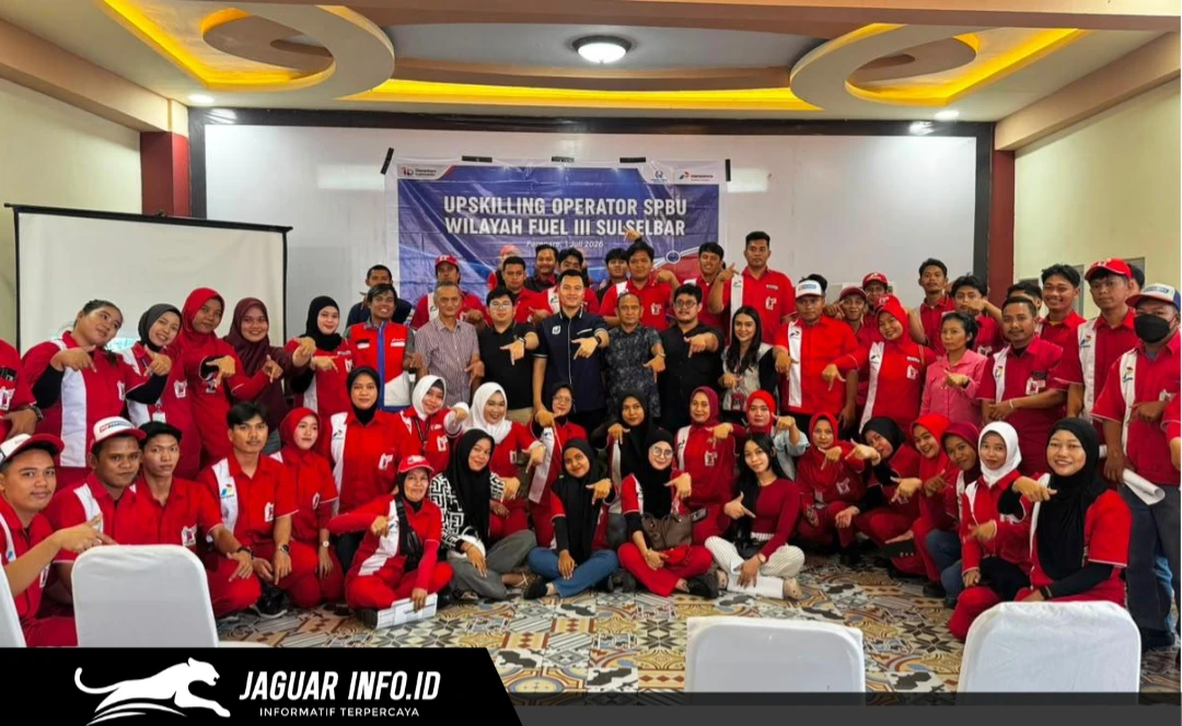 Kegiatan upskilling operator dan pengawas SPBU yang diselenggarakan oleh Pertamina Patra Niaga Regional Sulawesi dan Hiswana Migas Pare-Pare di Aula Pertemuan Lagota Cafe, Pare-Pare, pada 02/07/26.