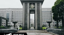 Pusat Sinergi Kebijakan: Gedung Bank Indonesia di Jakarta menjadi pusat koordinasi kebijakan moneter untuk menjaga stabilitas harga nasional. Melalui penguatan koordinasi antara Bank Indonesia dan pemerintah, pengendalian inflasi terus dioptimalkan agar tetap berada dalam rentang target yang telah ditetapkan
