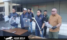 Polda Sulut Bongkar Bengkel Produksi Senjata Tajam Ilegal di Minahasa Utara