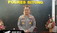 Kapolres Bitung AKBP Arie Sulistyo Nugroho saat memberikan keterangan terkait strategi pengamanan wilayah dan penguatan patroli di Mapolres Bitung.