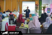 Suasana kegiatan sosialisasi Program Pendanaan Usaha Mikro dan Kecil (PUMK) serta edukasi penggunaan LPG oleh Pertamina Patra Niaga Regional Sulawesi bagi puluhan pelaku UMKM di Saung D’Luna, Takalar, 15/07/26.