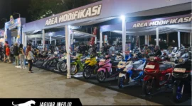Jajaran motor hasil karya peserta pada ajang kompetisi modifikasi Honda Modif Contest (HMC).