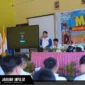 Instruktur Safety Riding PT Daya Adicipta Wisesa saat memberikan edukasi keselamatan berkendara kepada para siswa-siswi di SMA Katolik Frater Don Bosco Manado, Rabu (15/07/26).