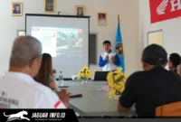 Suasana kegiatan donor darah hasil kolaborasi PT Daya Adicipta Wisesa (DAW) dan PWI Sulawesi Utara di Kantor PWI Sulut, Manado, pada 08/07/26. Aksi ini digelar dalam rangka memperingati HUT ke-403 Kota Manado.