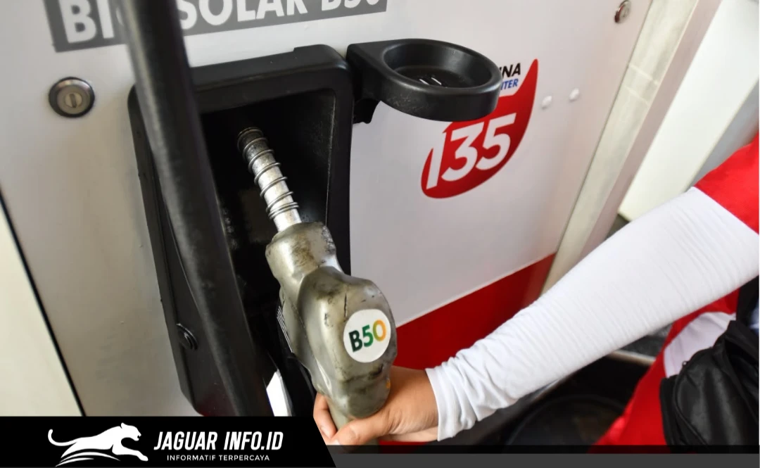 Ilustrasi stasiun pengisian bahan bakar umum (SPBU) Pertamina yang kini melayani penyaluran Biosolar B50 bagi masyarakat di wilayah Sulawesi.