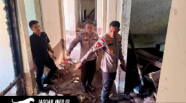 Kapolres Sitaro AKBP Ronald Andry Mauboy saat tinjauan langsung di sejumlah ruangan Gedung Mapolres Sitaro pada Selasa, 28/07/26.