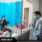 Potret Prof. Dr. dr. Starry Rampengan, Direktur Utama RSUP Kandou Manado, saat berada di lingkungan rumah sakit.