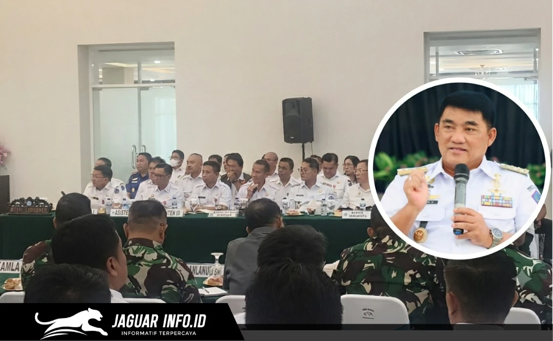 Gubernur Sulawesi Utara, Yulius Selvanus, memberikan arahan terkait langkah antisipasi dan pencegahan kebakaran hutan dan lahan (Karhutla) kepada Forkopimda di Rumah Dinas Gubernur Sulut, 26/08/26.