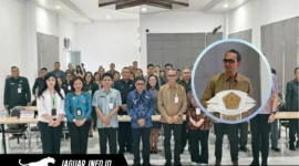Plt. Bupati Sitaro, Heronimus Makainas bersama Kepala Perwakilan BI Sulut, Joko Supratikto dalam acara High Level Meeting TP2DD terkait percepatan digitalisasi daerah di Kabupaten Kepulauan Sitaro