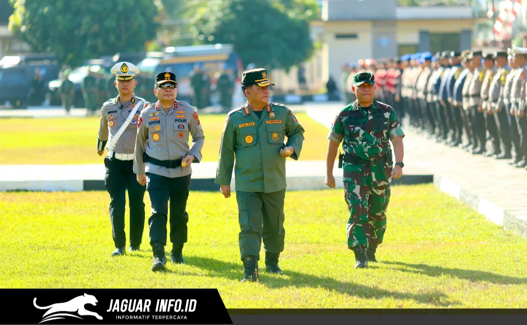 Gubernur Sulut Yulius Selvanus memimpin Apel Gelar Pasukan Tanggap Bencana Dampak El Nino di Lapangan Presisi Polda Sulut, Manado, Selasa (04/08/26).