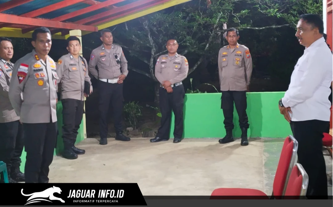 Kapolres Sitaro Sambang Duka ke kediaman keluarga korban kecelakaan kerja di Kampung Pehe Lindongan II, Kecamatan Siau Barat pada Selasa (04/08/26).