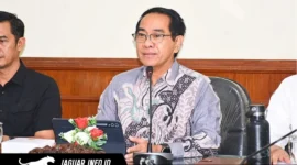 Menteri resmi menunjuk Prof Jamaludin Jompa sebagai PLT Rektor Unsrat. Beliau langsung bergerak cepat memberi arahan tegas untuk menjamin layanan akademik kampus tetap normal dan kondusif.