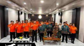 Foto Bersama pimpinan Basarnas Sulut dan Universitas Muhammadiyah Manado (UMMA) usai penandatanganan Nota Kesepahaman.